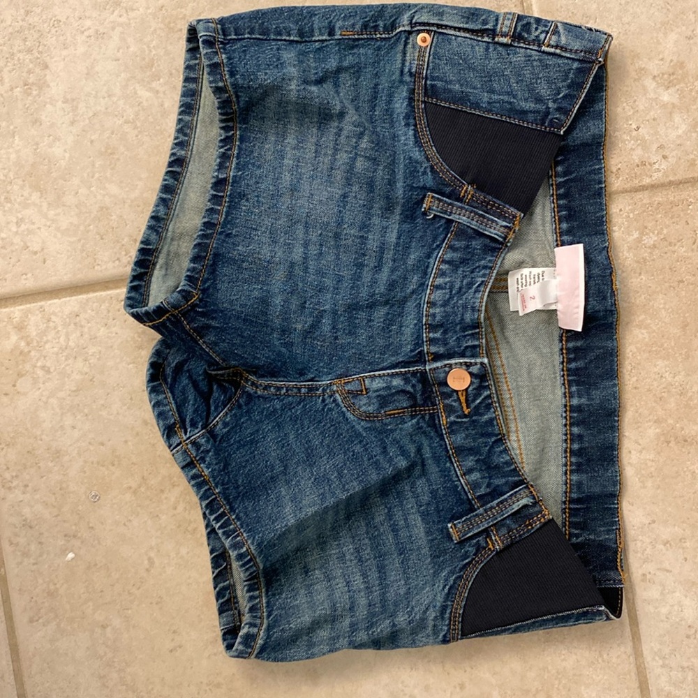 Size 2 pregnancy Jean shorts!